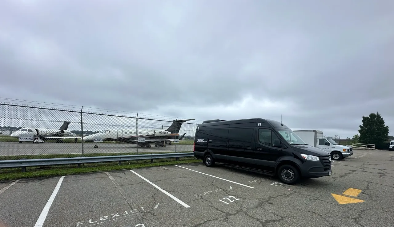 airport gallery #1 in New York